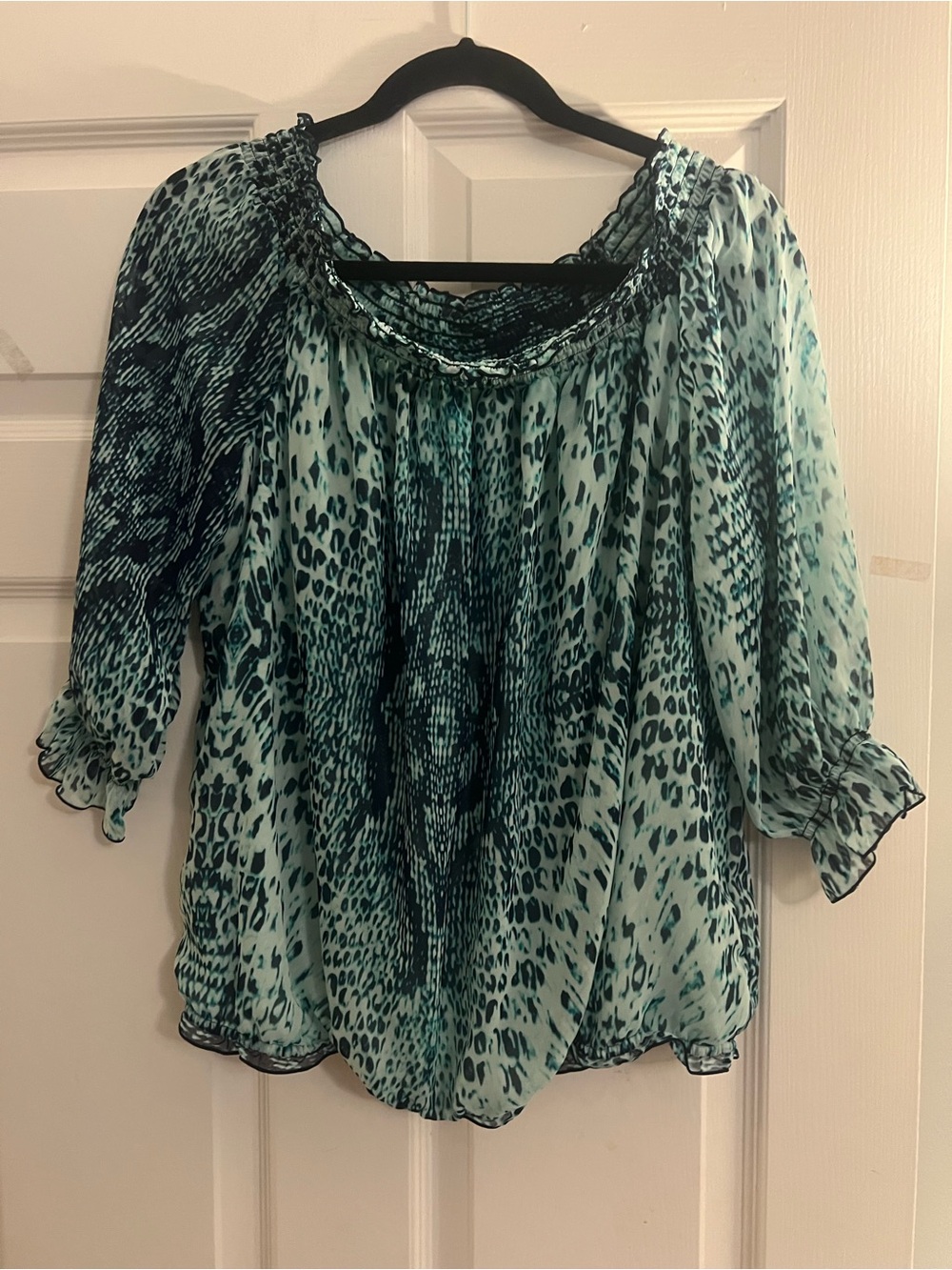 New York & Company Teal & Aqua Printed Peasant Top
